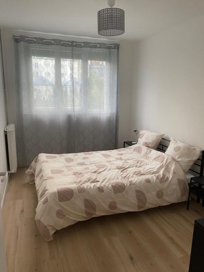 5 Pieces Av Petite Place Parking Proche Zenith Et Cite Sciences Villette Pantin Bagian luar foto